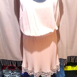 Elegant Pink Pleated Dress